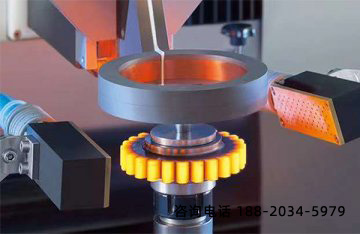 ���C���S�ҵİlչڅ��