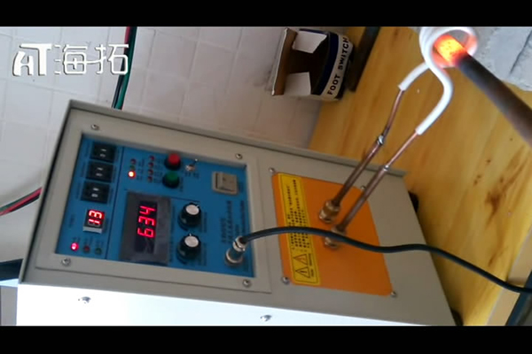 ���l�ӟ�C��䓰��F���ӟ��˻����̎��