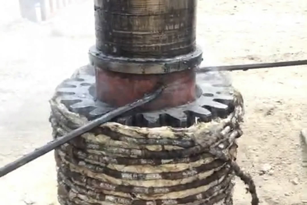 �X݆�S���b���ж�������x����l�Б��ӟ�C