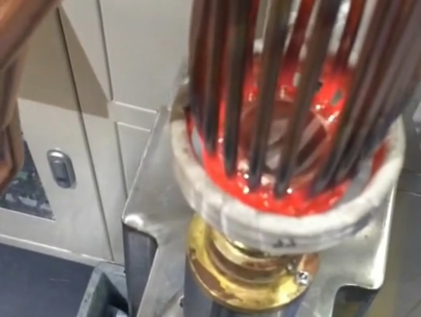 �������~�ܸ��l���������l���C�ھ������~��