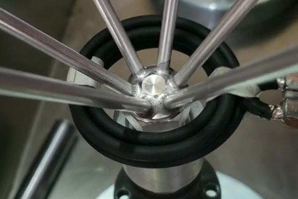 �X�ܺ������������X�F���ø��l���C