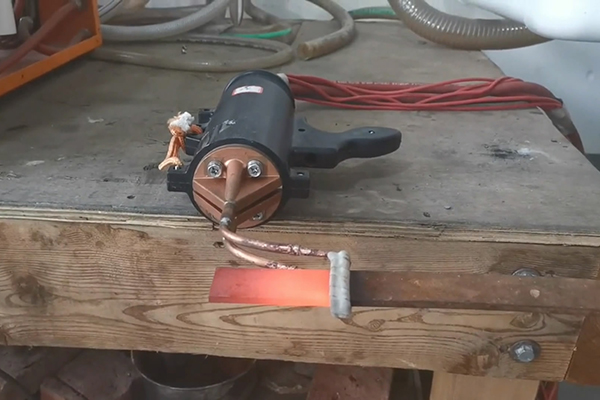 �ֳ�ʽ���l�ӟ�C-���ʴ�С���{���������ٺ��Ӻʹ��