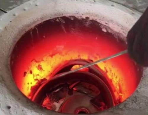 ���l�۟��t���y�~�F�X�����۟��O��