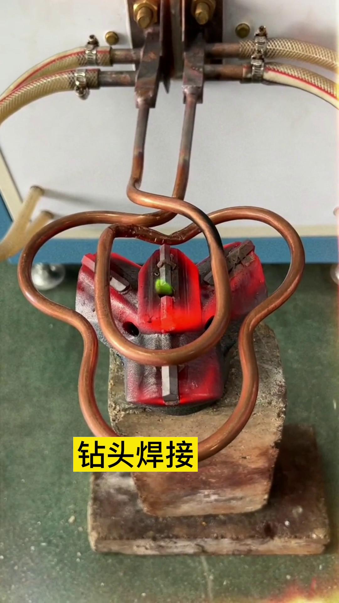 ���l�Б��ӟ�C-�@�^����-�Ͻ��F���O��