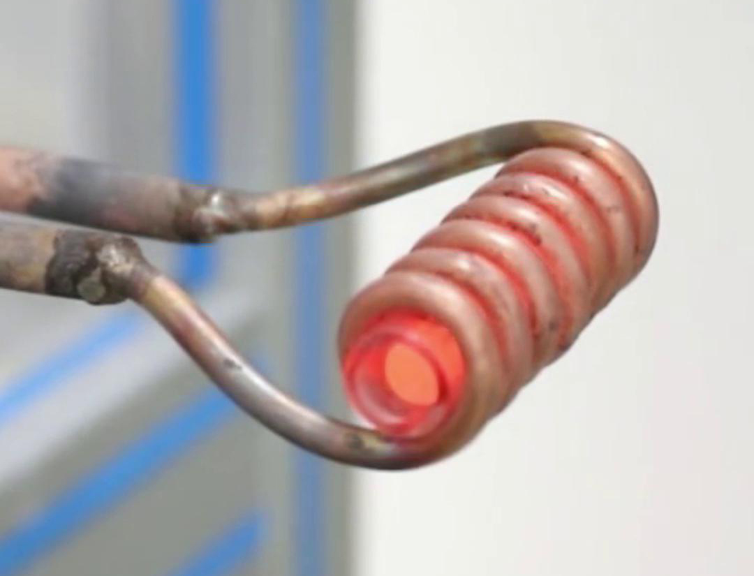 感應加熱具有許多優點，如加熱速度快、加熱均勻、可控性強等