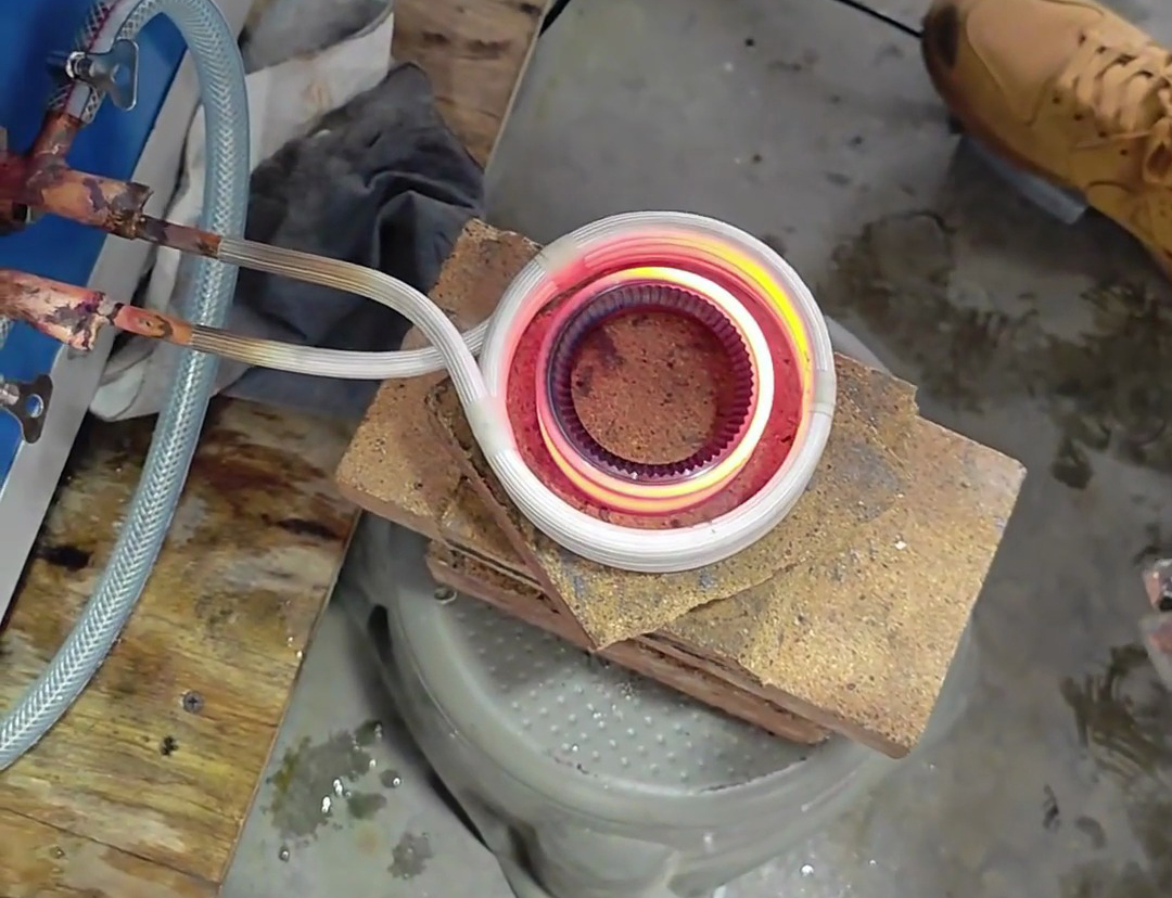 高頻淬火設備源頭生產廠家，支持任何類型產品工件非標定制生產