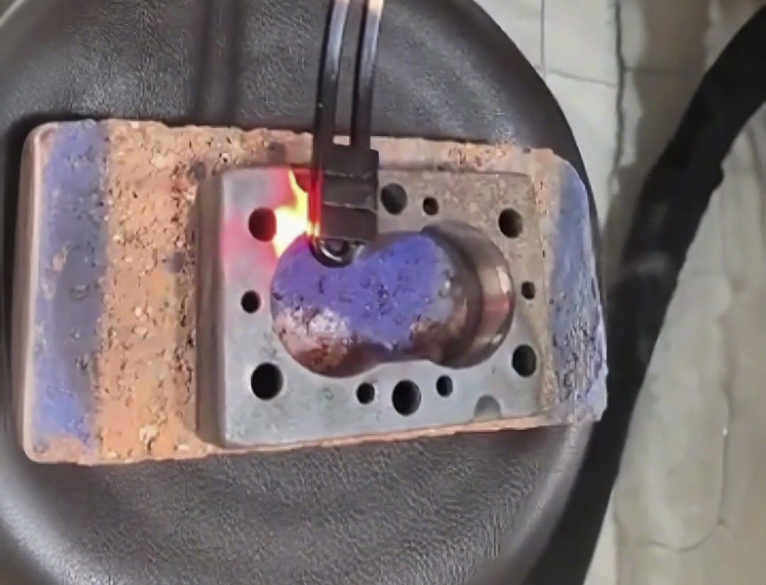 你以為金屬熱處理很復雜？金屬表面熱處理新境界！手持高頻加熱機這款設備讓一切變得簡單